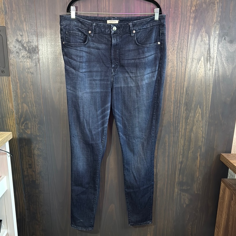 Good American Dark Wash Skinny Jeans - Picture 2 of 4
